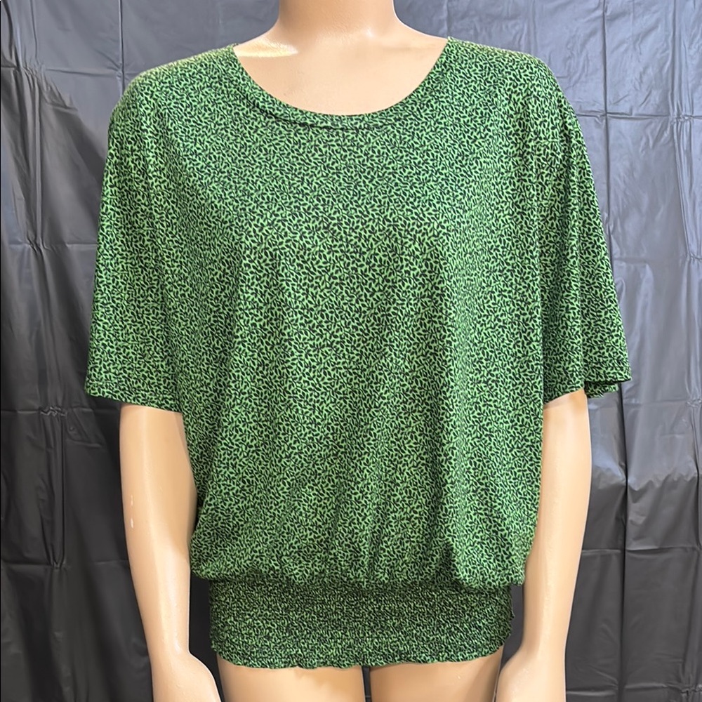 MICHAEL Michael Kors Green/Black Top W/ Elastic Waist